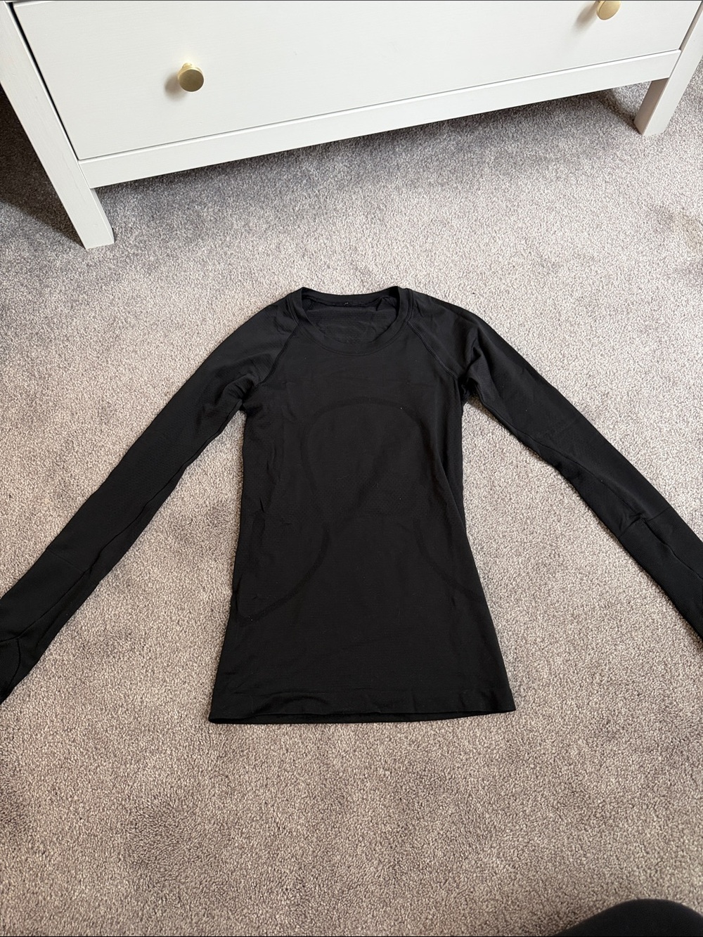 Lululemon - Swiftly Tech Black Long-Sleeve Women's Performance Top